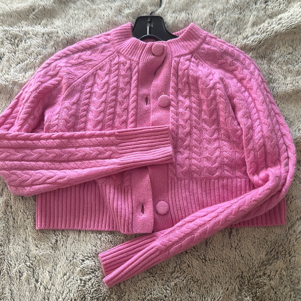 100%cashmere crop sweater